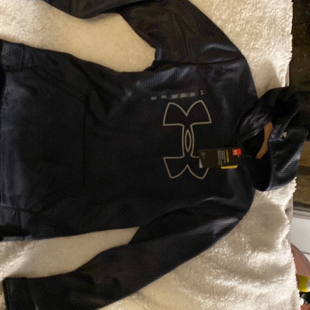 Brand new Hurley story hoodies sweater youth xl. Jog.  Jog